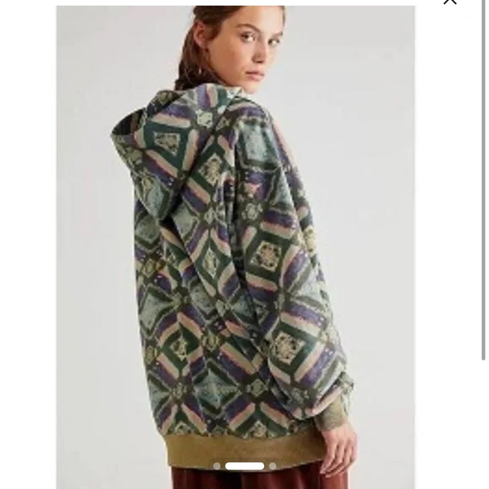 Free People Its a Vibe Hoodie - Picture 2 of 9